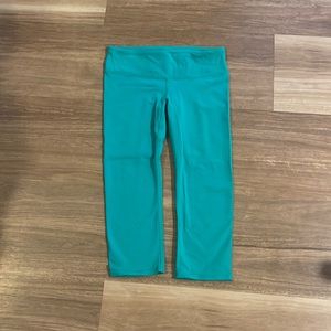 Dark green ALO yoga leggings